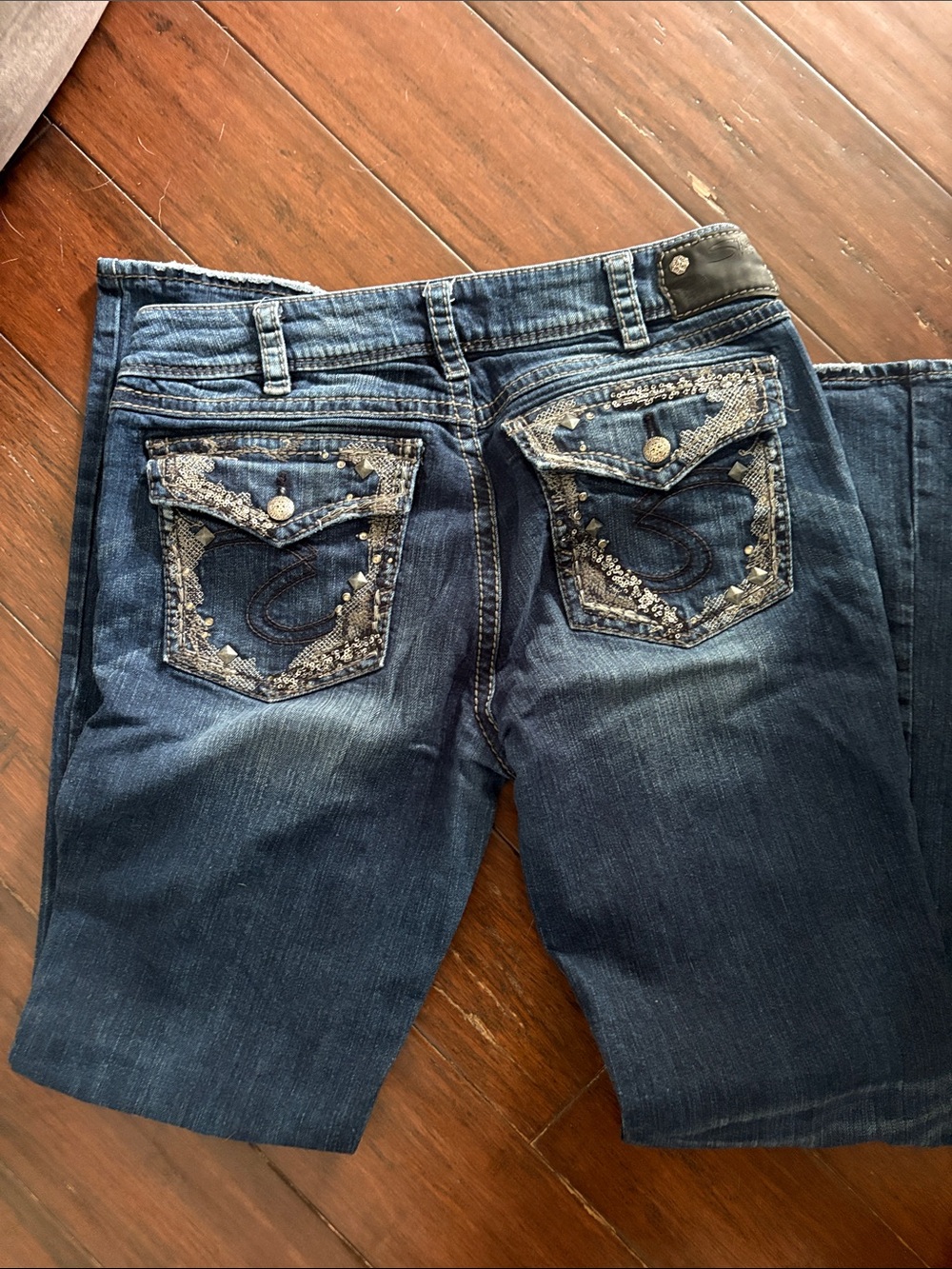 Silver Jeans Women's Dark Blue Straight Leg Jeans with Embellished Back Pockets